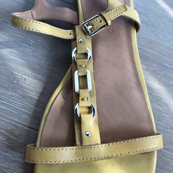 Franco Sarto Leather Sandals Pale Yellow Sz 9.5 - Picture 5 of 12